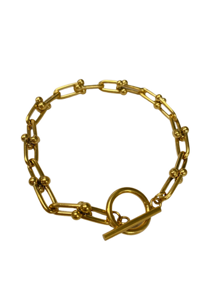 Myra Bracelet, a chunky chain bracelet from Arlo Boutique 