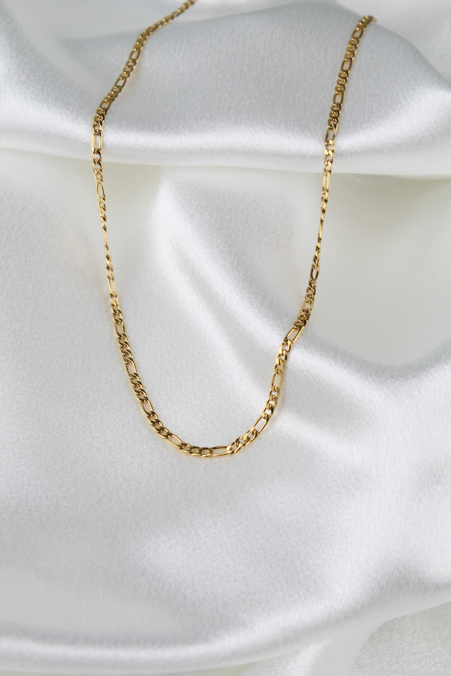 banks chain by arloboutique.com