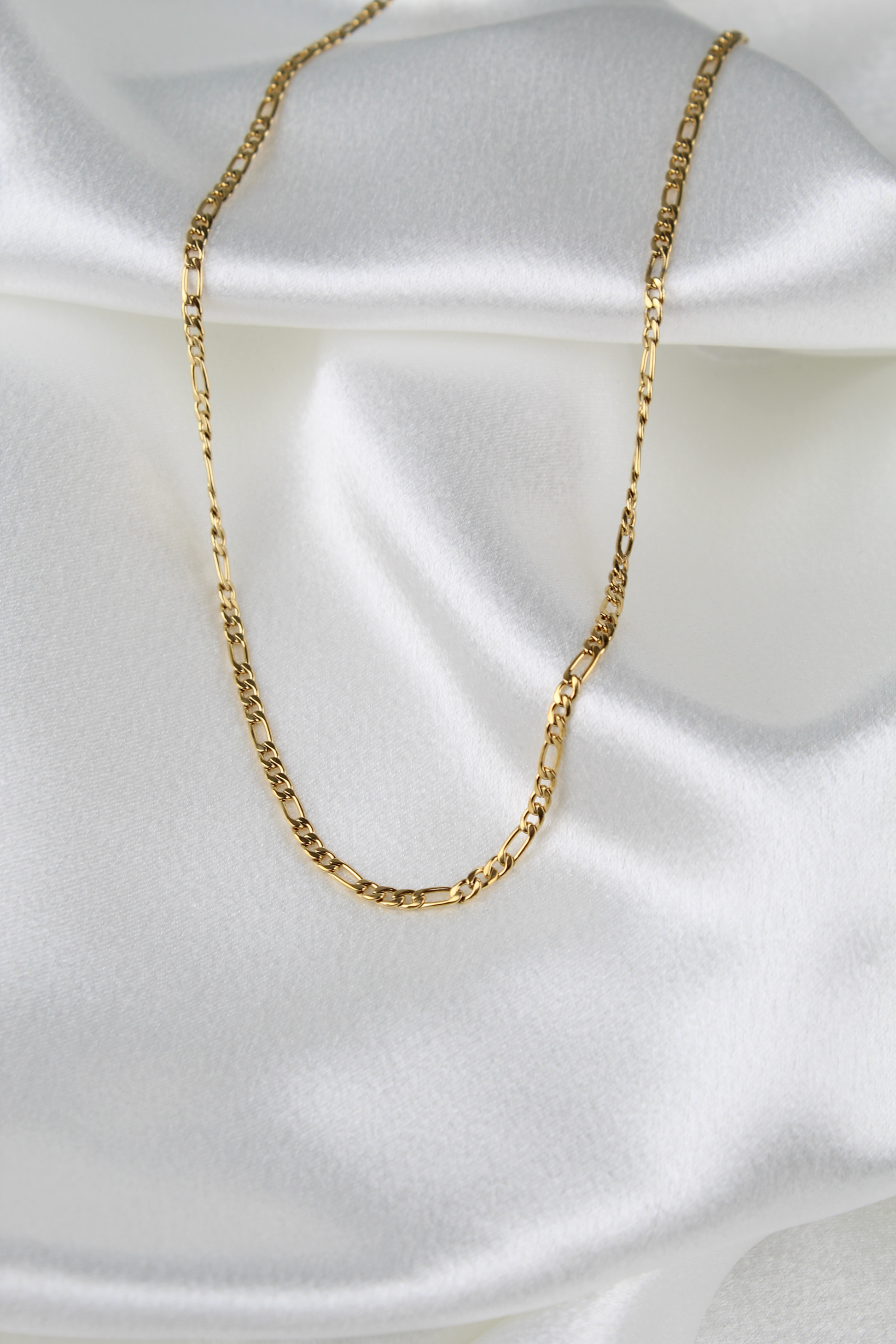 banks chain by arloboutique.com