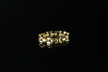 Elliana Link Ring
