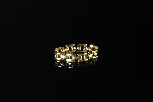 Elliana Link Ring