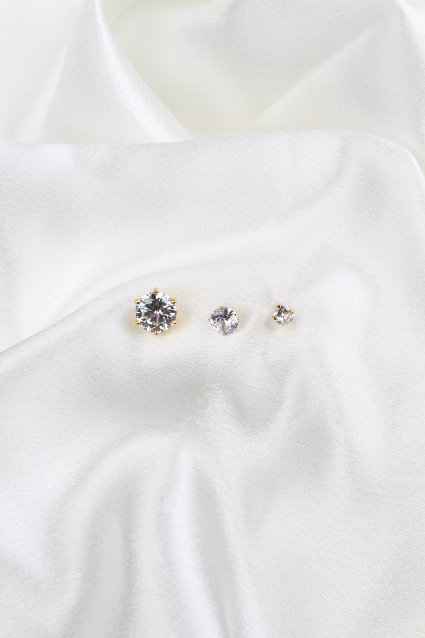 Sienna Studs Size Comparison