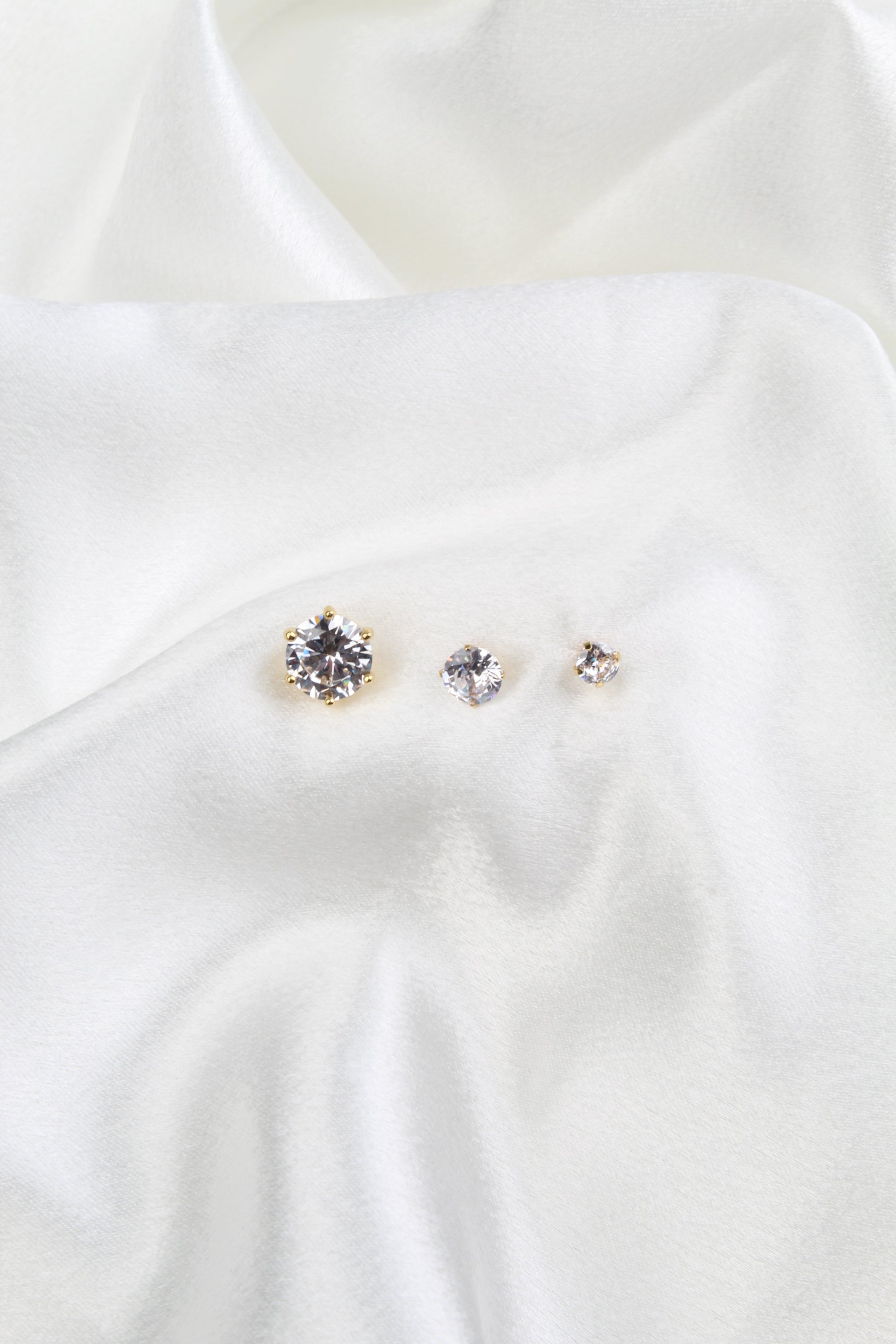 Sienna Studs Size Comparison