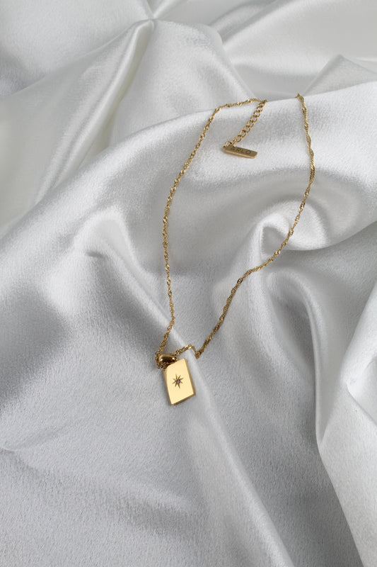 Stella Necklace
