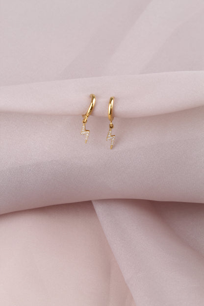 Jewelry in Canada, ships in the US and Canada