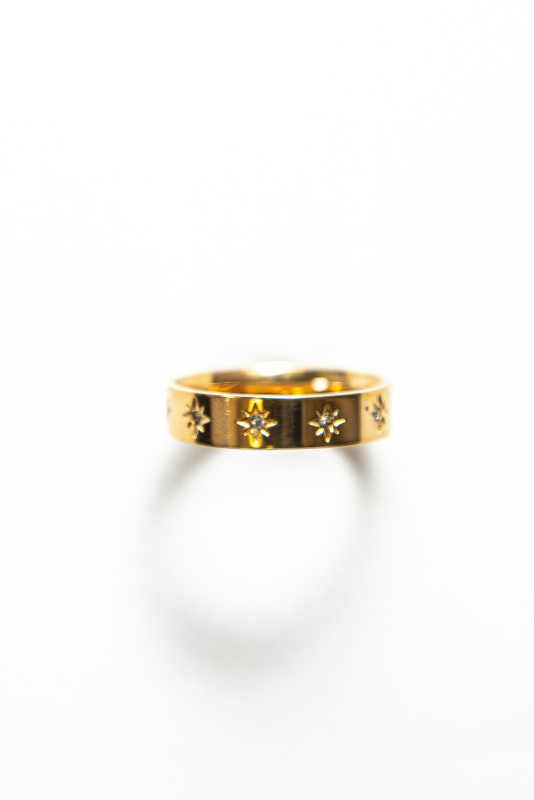 Add a touch of sparkle to your look with the Ophelia Ring