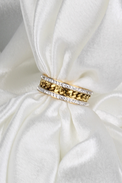 Beautiful ring, gold plated jewelry