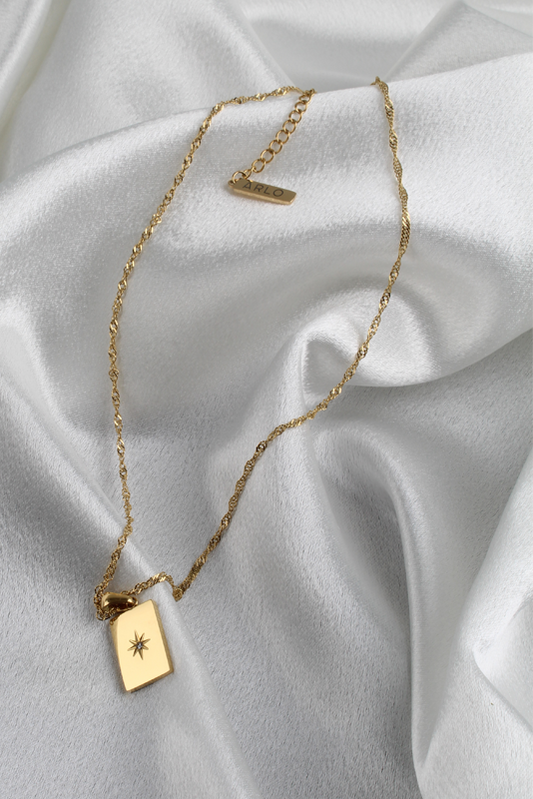 Stella Necklace